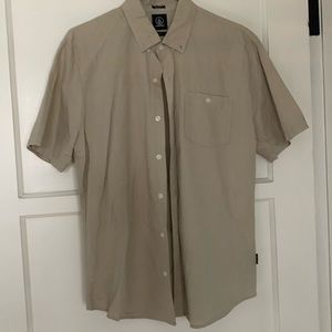 Button down short sleeved khaki tan medium Volcom tee shirt